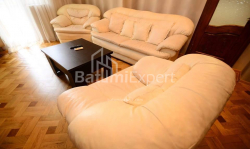 Квартира 4-комн 95 м² - Нико Пиросмани, Батуми