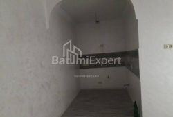 Квартира 3-комн 42 м² - Фридиона Халваши, Батуми
