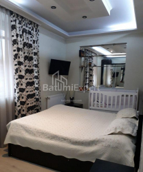 Квартира 6-комн 110 м² - Юрьевская, Батуми