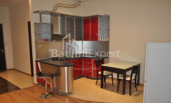 Квартира 3-комн 85 м² - Зураба Горгиладзе, Батуми