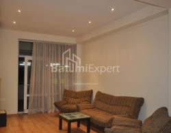 Квартира 3-комн 85 м² - Зураба Горгиладзе, Батуми