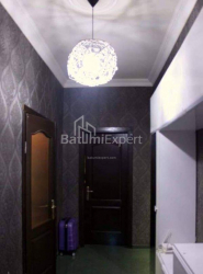 Квартира 3-комн 100 м² - Шерифа Химшиашвили, Батуми