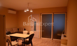 Квартира 3-комн 56 м² - Вахтанга Горгасали, Батуми