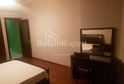 Квартира 3-комн 100 м² - Юрьевская, Батуми
