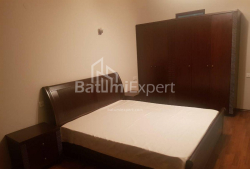 Квартира 3-комн 100 м² - Юрьевская, Батуми