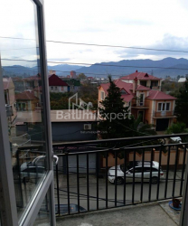 Квартира 3-комн 53 м² - Ангиса, Батуми