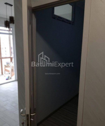 Квартира 3-комн 48 м² - Петра Меликишвили, Батуми