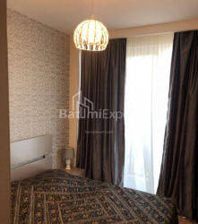 Квартира 3-комн 57 м² - Вахтанга Горгасали, Батуми