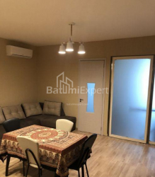 Квартира 3-комн 57 м² - Вахтанга Горгасали, Батуми
