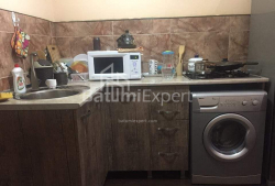Квартира 3-комн 70 м² - Царя Парнаваза, Батуми