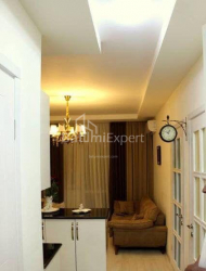 Квартира 3-комн 50 м² - Вахтанга Горгасали, Батуми