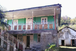 Квартира 4-комн 200 м² - Юрьевская, Батуми