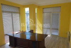 Квартира 5-комн 122 м² - Михаила Лермонтова, Батуми