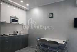 Квартира 2-комн 35 м² - Нико Пиросмани, Батуми