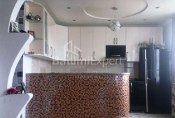 Квартира 3-комн 84 м² - Юрьевская, Батуми