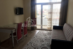 Квартира 4-комн 72 м² - Петра Меликишвили, Батуми