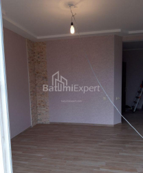 Квартира 3-комн 53 м² - Ангиса, Батуми