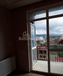 Квартира 3-комн 53 м² - Ангиса, Батуми