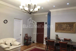 Квартира 5-комн 115 м² - Юрьевская, Батуми