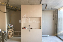 Квартира 4-комн 103 м² - Нико Пиросмани, Батуми