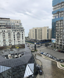 Квартира 3-комн 70 м² - Юрьевская, Батуми