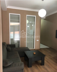 Квартира 3-комн 65 м² - Зураба Горгиладзе, Батуми