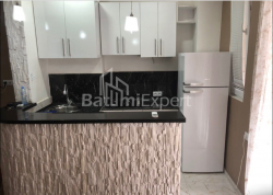 Квартира 3-комн 65 м² - Зураба Горгиладзе, Батуми