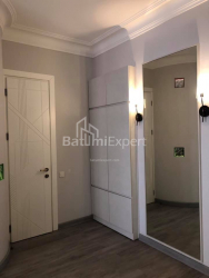 Квартира 4-комн 130 м² - Важа-Пшавела, Батуми