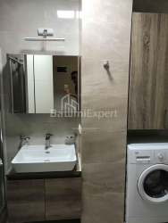 Квартира 1-комн 34 м² - Шерифа Химшиашвили, Батуми