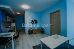 Квартира 2-комн 58.4 м² - Шерифа Химшиашвили, Батуми