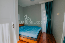 Квартира 3-комн 73.1 м² - Шерифа Химшиашвили, Батуми
