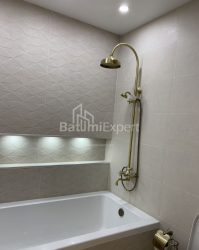 Квартира 3-комн 82 м² - Еквтиме Такаишвили, Батуми