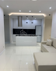 Квартира 3-комн 82 м² - Еквтиме Такаишвили, Батуми