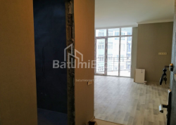 Квартира 3-комн 72 м² - Нико Пиросмани, Батуми