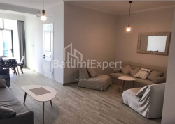 Квартира 2-комн 67 м² - Шерифа Химшиашвили, Батуми