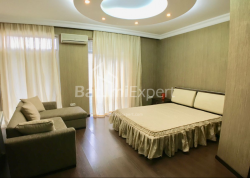 Квартира 160 м² - Зураба Горгиладзе, Батуми, Грузия
