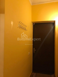 Квартира 4-комн 93 м² - Еквтиме Такаишвили, Батуми