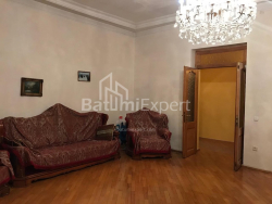 Квартира 4-комн 93 м² - Еквтиме Такаишвили, Батуми