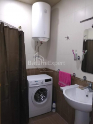 Квартира 2-комн 40 м² - Шерифа Химшиашвили, Батуми