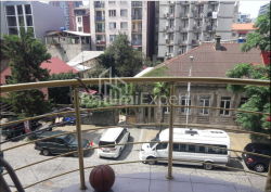 Квартира 3-комн 70 м² - Александра Казбеги, Батуми