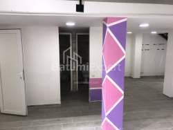 Офис 2-комн 130 м² - Еквтиме Такаишвили, Батуми