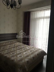 Квартира 2-комн 46 м² - Зураба Горгиладзе, Батуми