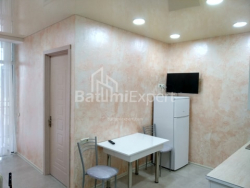 Квартира 2-комн 38 м² - Юсуфа Кобаладзе, Батуми