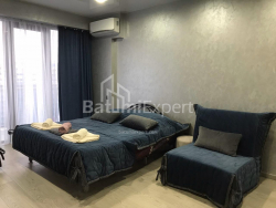 Квартира 1-комн 38 м² - Шерифа Химшиашвили, Батуми