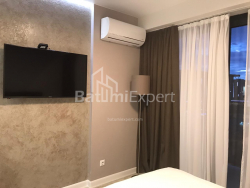 Квартира 32 м² - Шерифа Химшиашвили, Батуми, Грузия